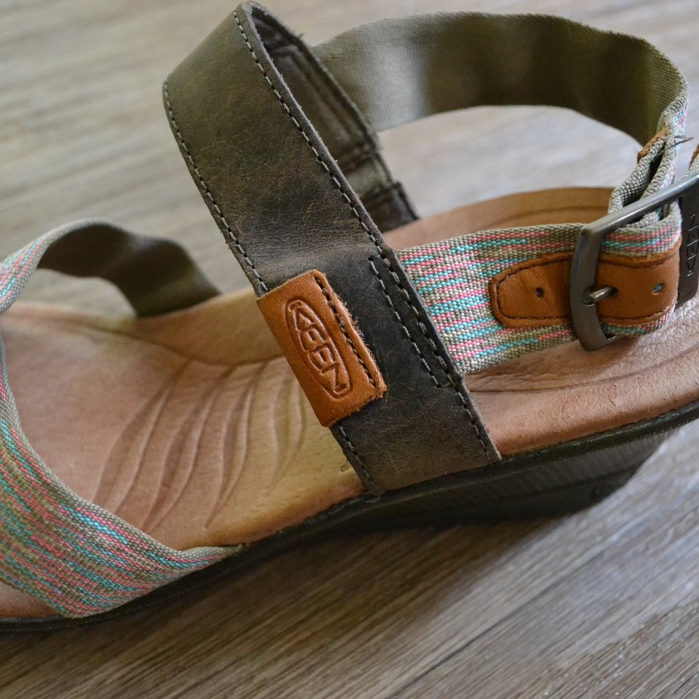 NWOB Keen Women Skyline Spacedye Slingback Wedge Sandal Size 7.5 - Picture 6 of 9